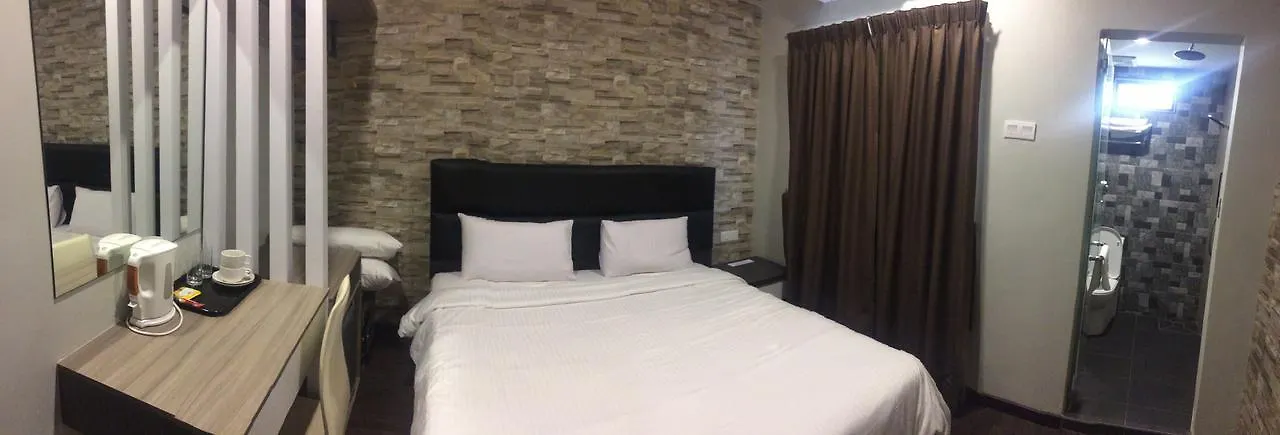 Gurney Lodge George Town